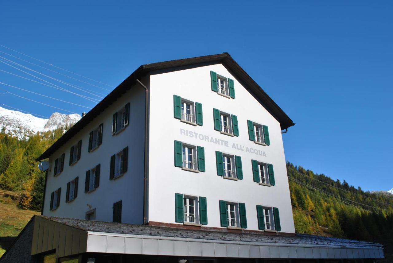 Ristorante Albergo All'Acqua Bedretto Exteriör bild